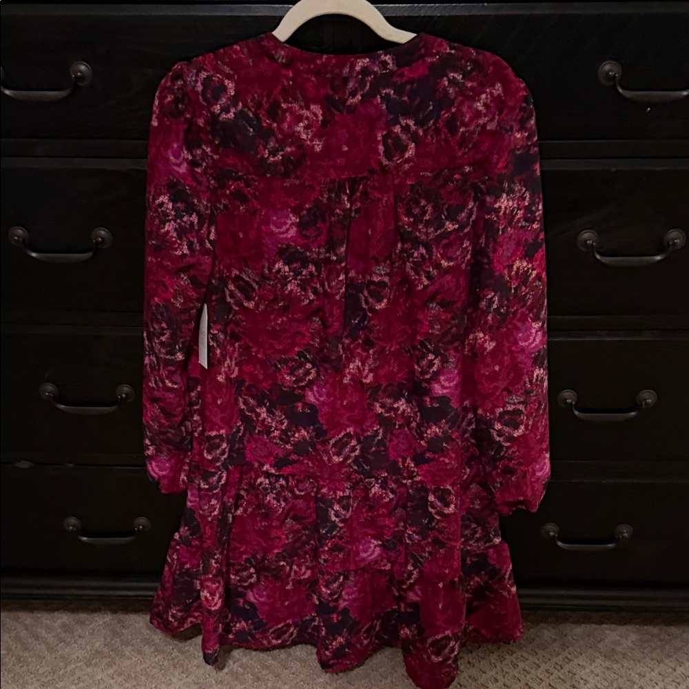 Time and Tru Raspberry Floral Blouse - Picture 3 of 4